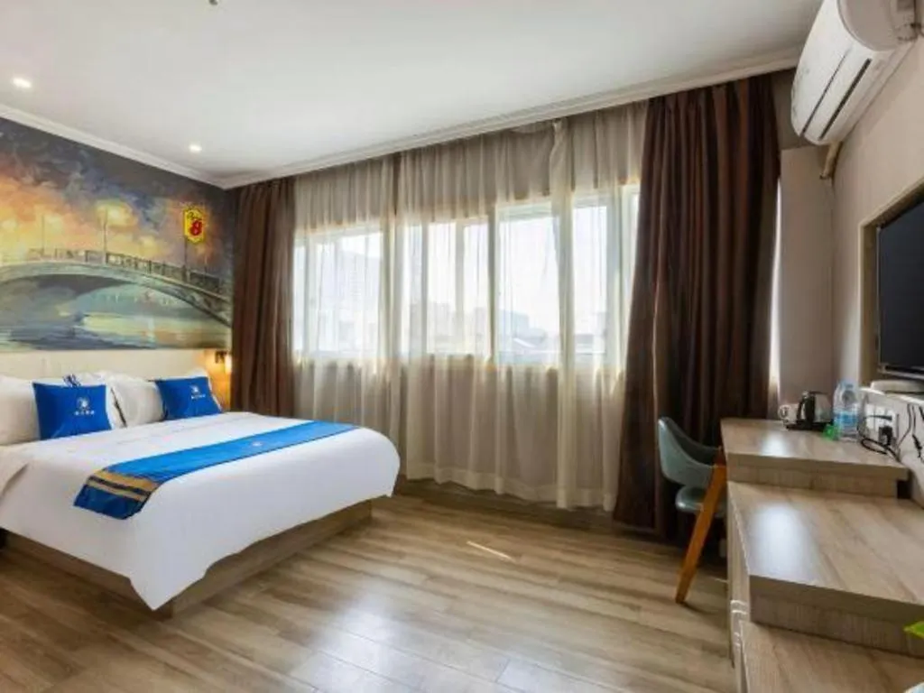**  Super 8 Hotel Premier Suzhou Shihu Dong Road Metro Station China