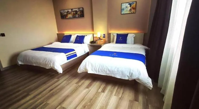**  Super 8 Hotel Premier Suzhou Shihu Dong Road Metro Station China