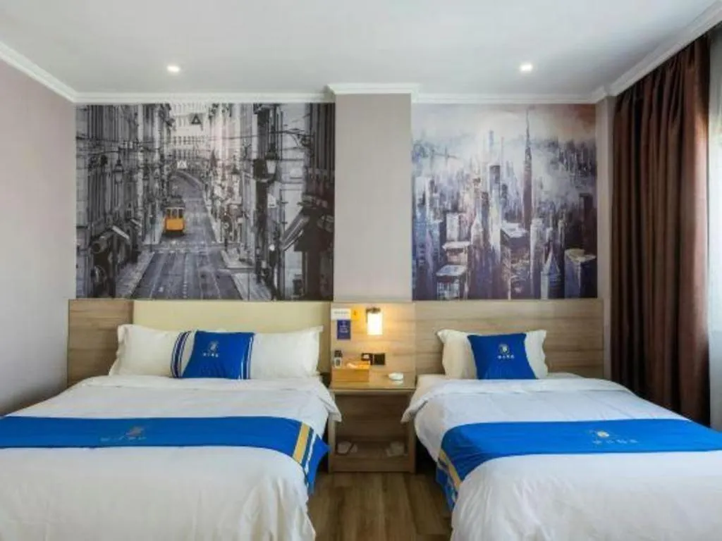**  Super 8 Hotel Premier Suzhou Shihu Dong Road Metro Station China